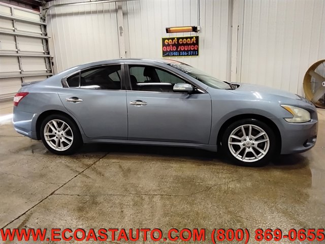 Used 2011 Nissan Maxima 3.5 SV w/ Monitor Pkg image 5