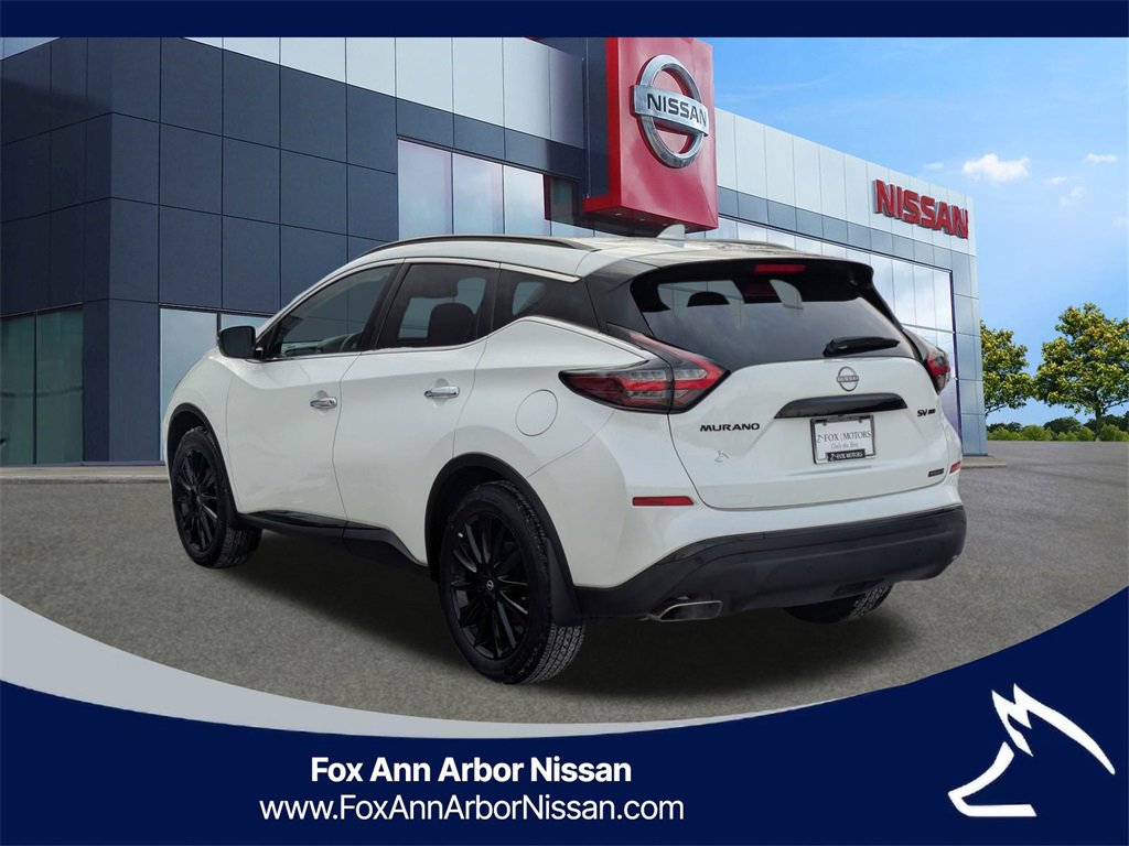 Used 2024 Nissan Murano SV w/ SV Midnight Edition Package image 3