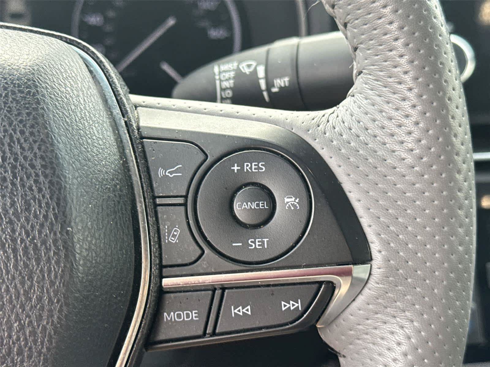 Used 2019 Toyota Avalon Limited w/ Advanced Safety Package FWD image 19
