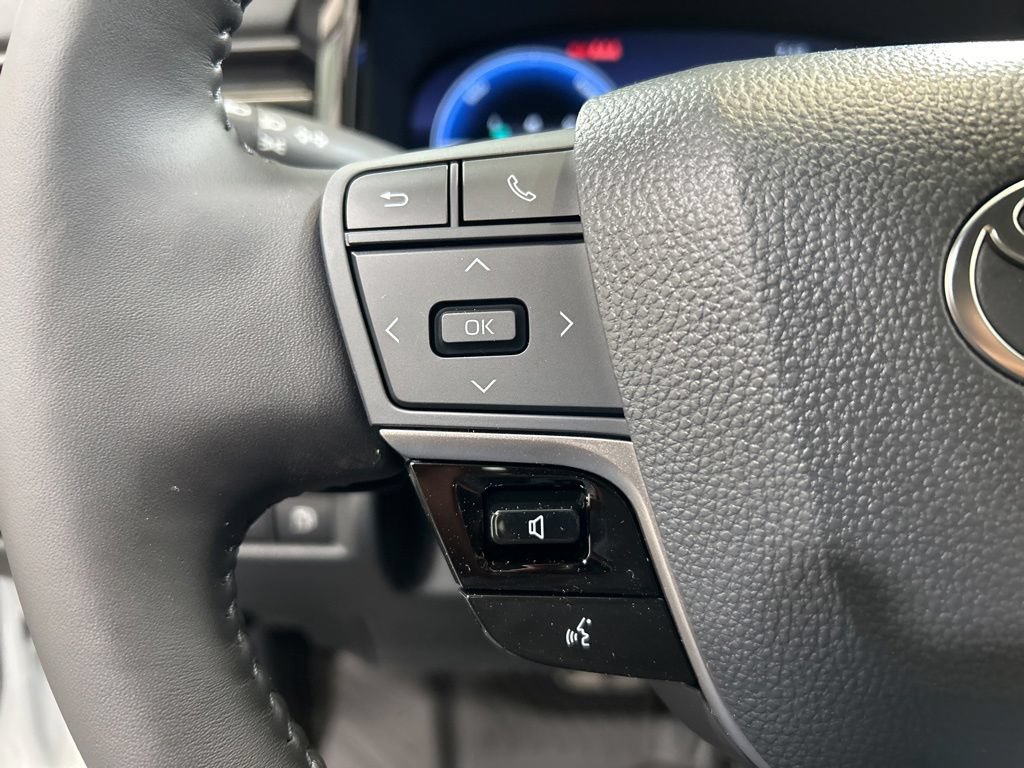 Used 2026 Toyota Camry XSE AWD/4WD image 22
