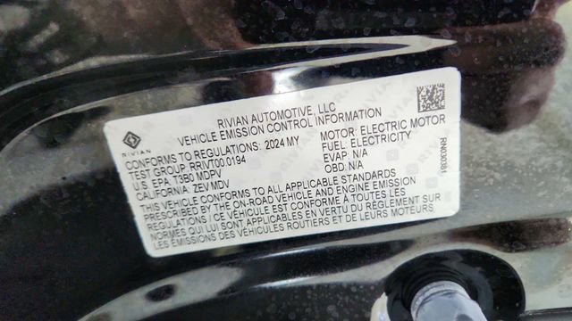 Used 2024 Rivian R1S Adventure image 64