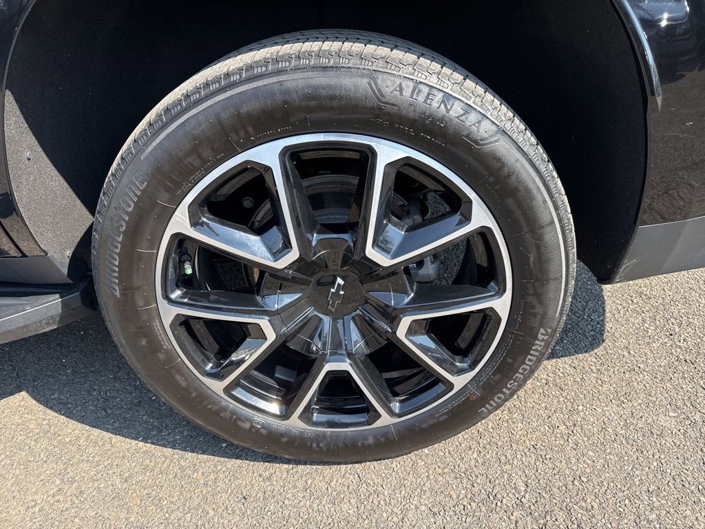 Used 2023 Chevrolet Tahoe RST w/ Luxury Package image 9