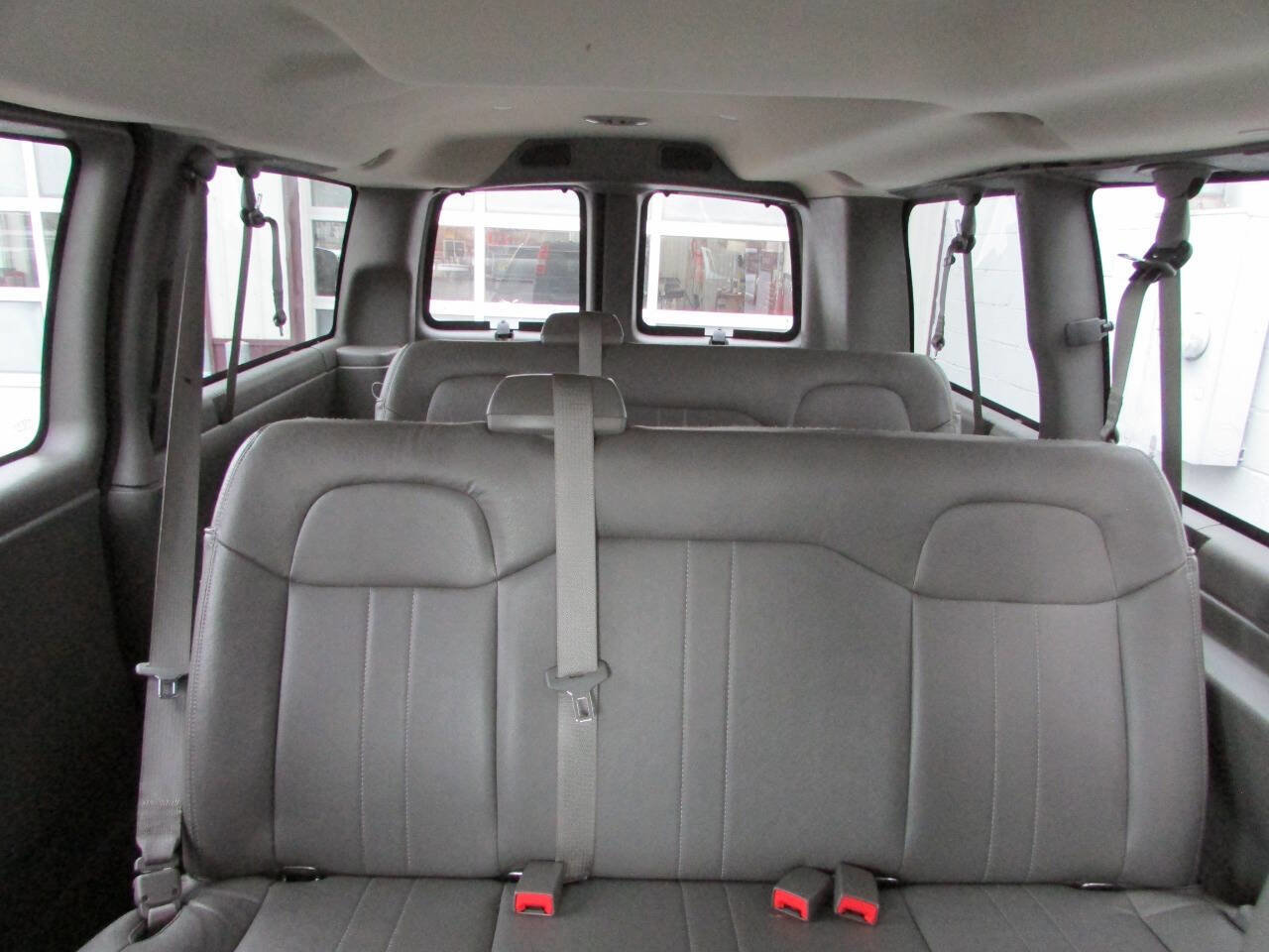 Used 2015 Chevrolet Express 2500 LS image 8