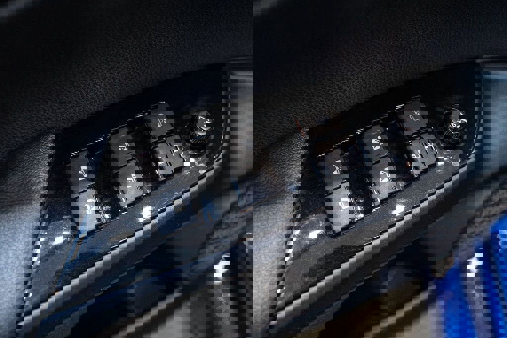 Used 2017 Toyota Prius Three image 15