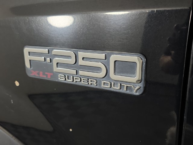 Used 2001 Ford F250 XLT AWD/4WD image 11