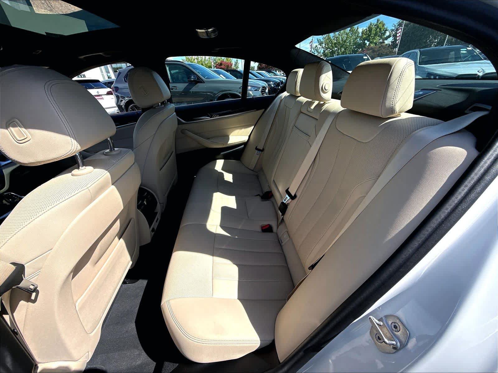 Used 2023 BMW 530e w/ Convenience Package RWD image 25