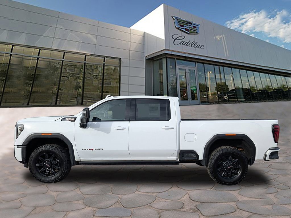 Used 2024 GMC Sierra 2500 AT4 w/ AT4 Premium Plus Package image 3