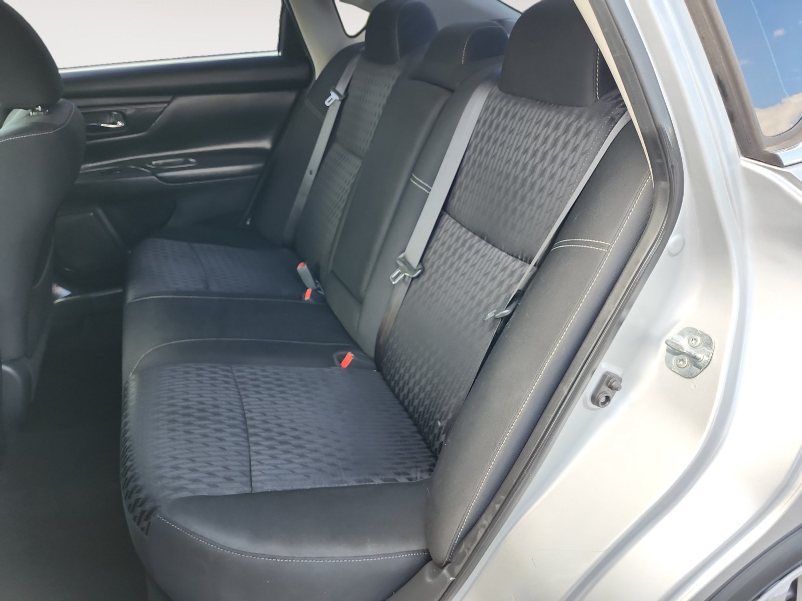 Used 2018 Nissan Altima 2.5 S w/ S Convenience Package FWD image 13