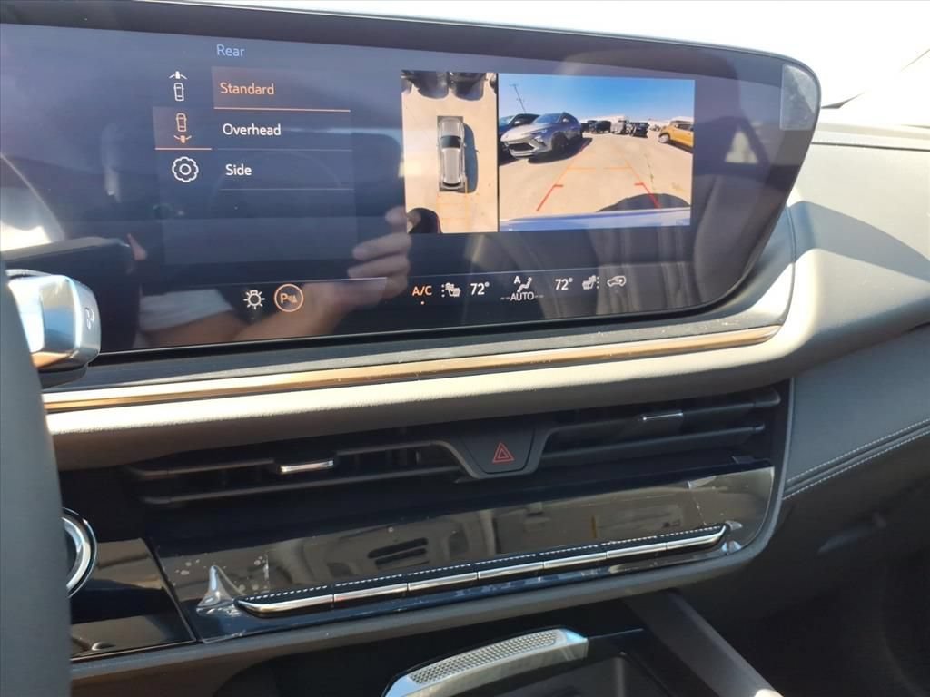 New 2026 Buick Enclave Avenir w/ Super Cruise Package FWD image 18