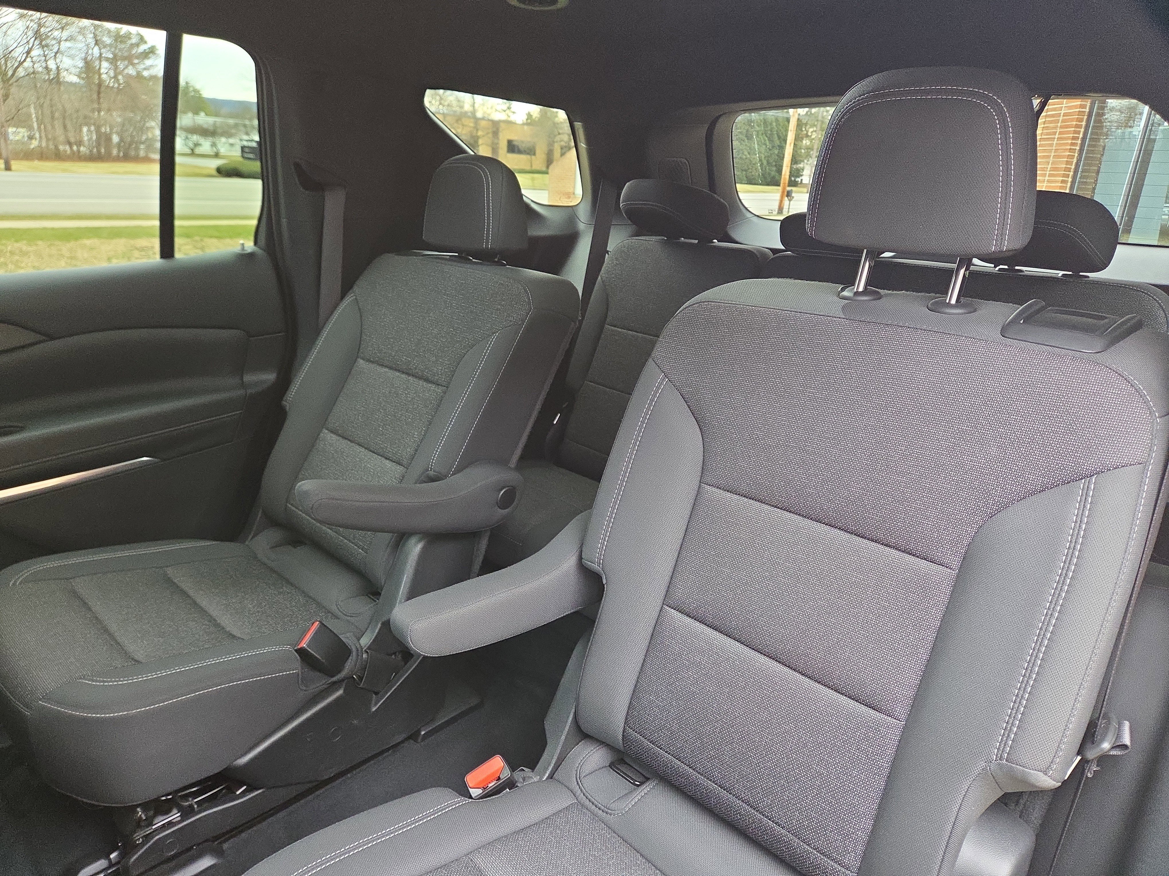 Used 2024 Chevrolet Traverse LT image 13