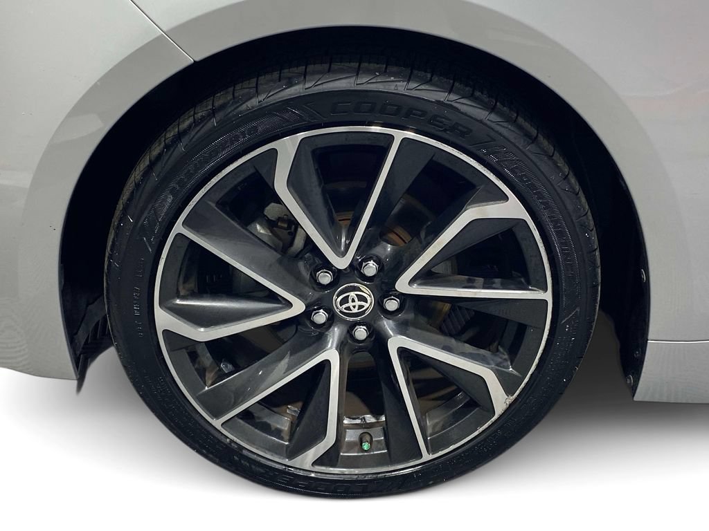 Used 2021 Toyota Corolla XSE FWD image 10