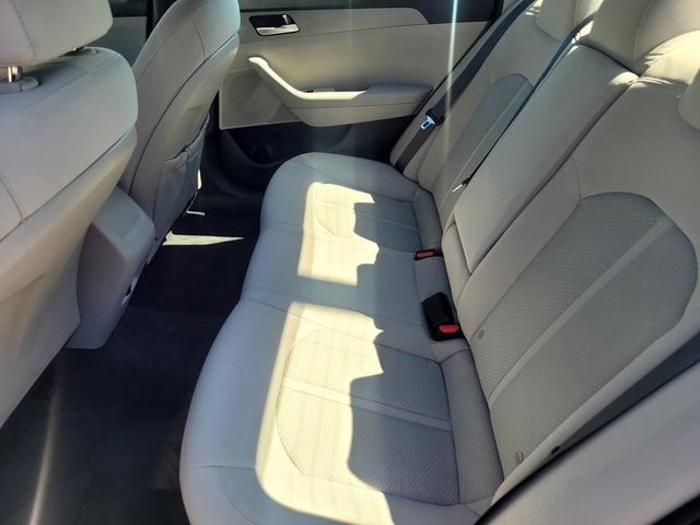Used 2019 Hyundai Sonata SE FWD image 12