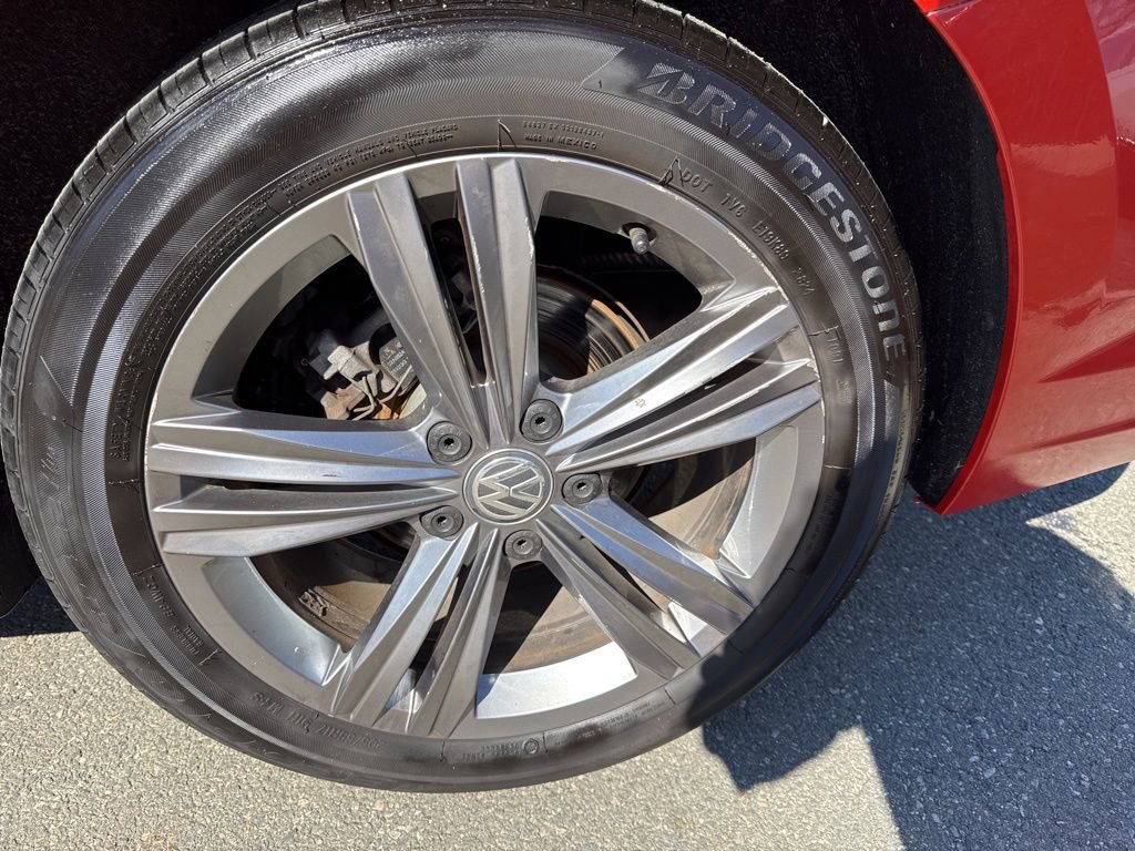 Used 2019 Volkswagen Jetta R-Line image 11