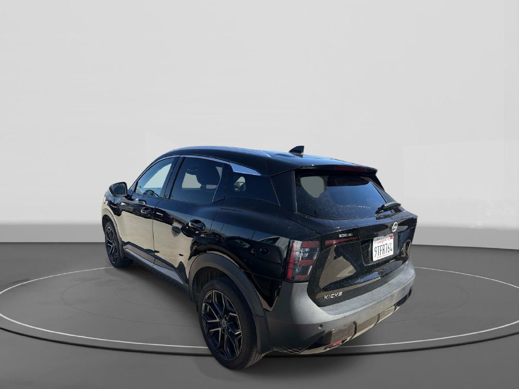 Used 2025 Nissan Kicks SR FWD image 5