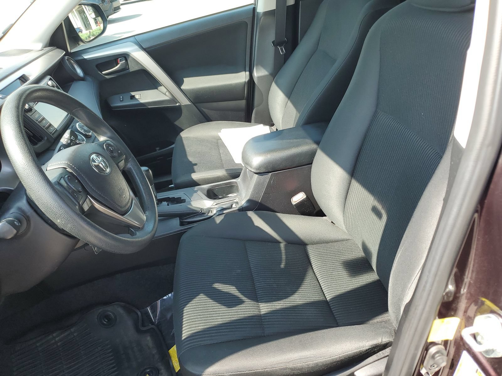 Certified 2018 Toyota RAV4 LE w/ All Weather Liner Package FWD image 17