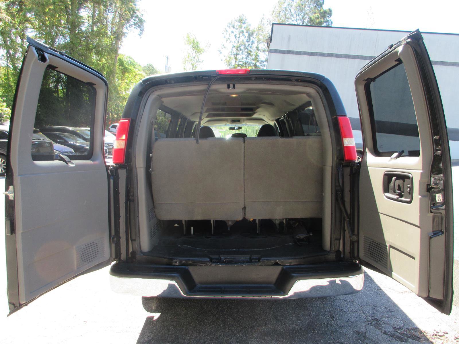 Used 2013 Chevrolet Express 3500 LT w/ LT Preferred Equipment Group RWD image 24