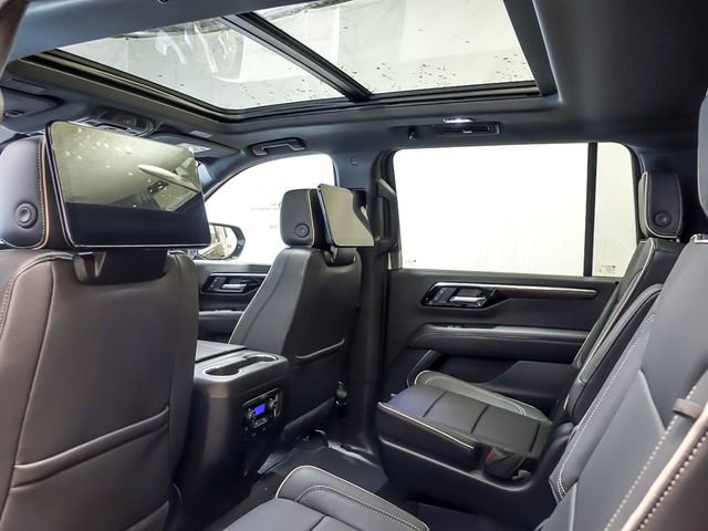 New 2026 Chevrolet Suburban Premier AWD/4WD image 11