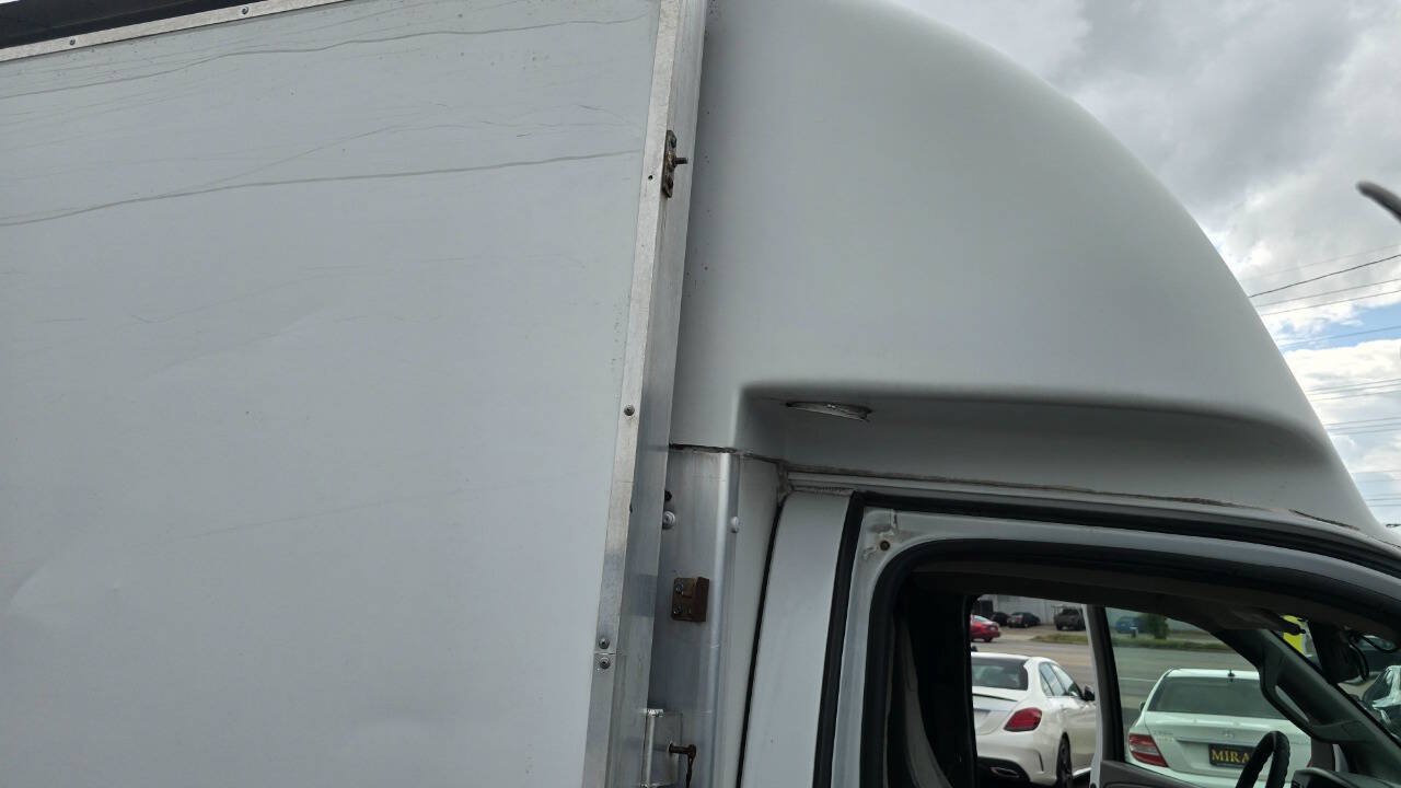 Used 2017 Chevrolet Express 3500 w/ Chrome Appearance Package RWD image 44