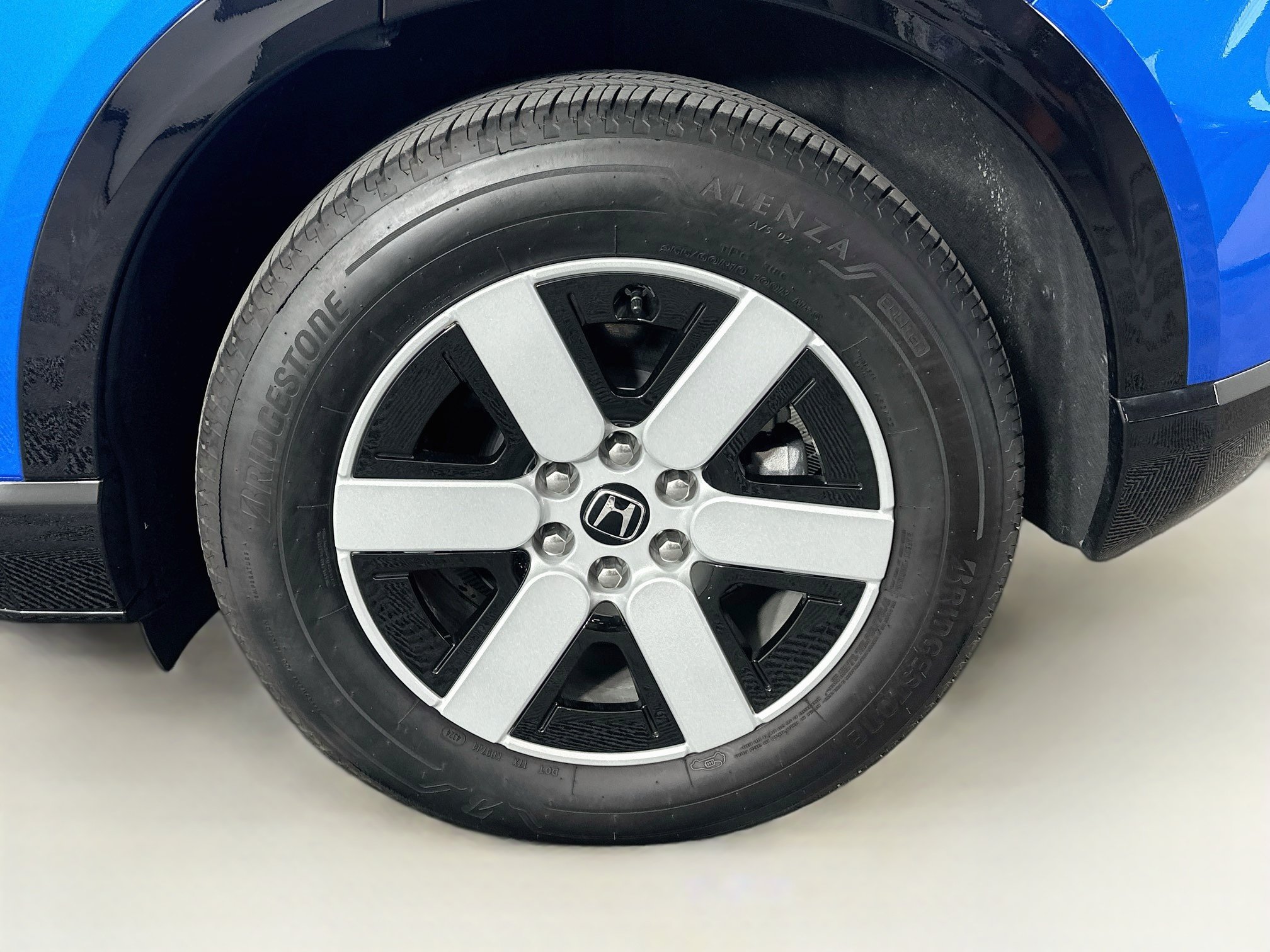 Used 2024 Honda Prologue Touring image 11