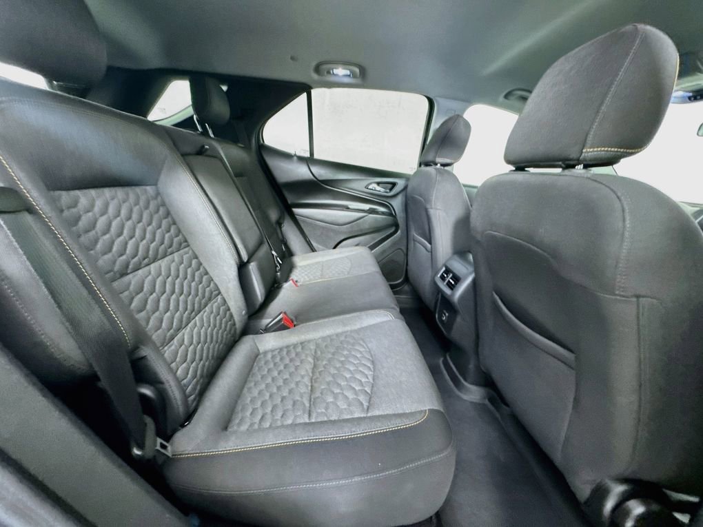Used 2020 Chevrolet Equinox LT image 32