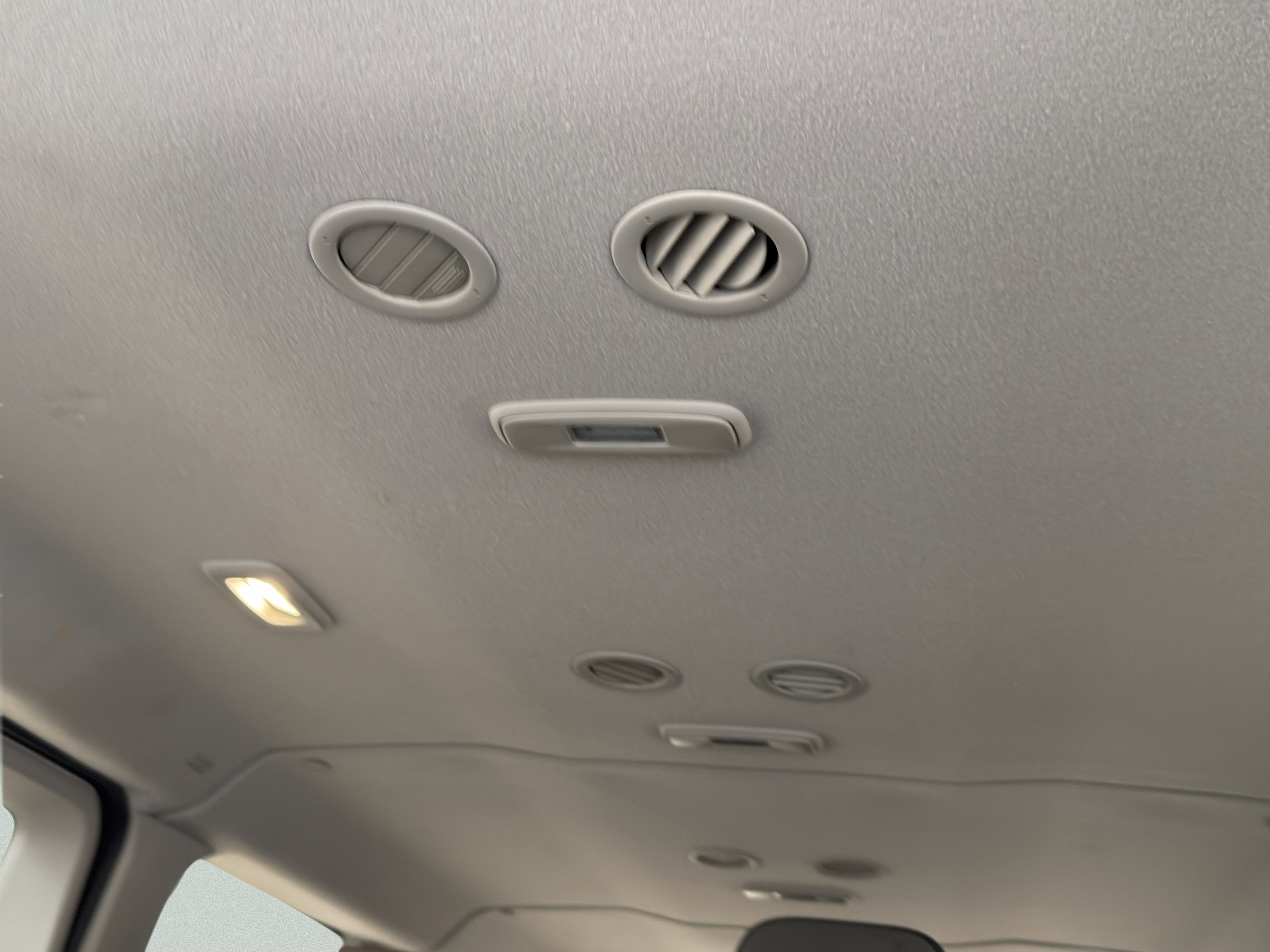 Used 2023 Ford Transit 350 XLT image 15