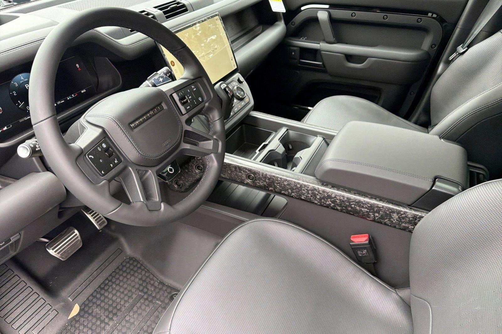 New 2026 Land Rover Defender 110 OCTA AWD/4WD image 4