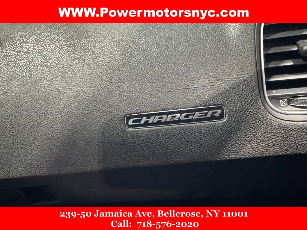 Used 2022 Dodge Charger SXT RWD image 30