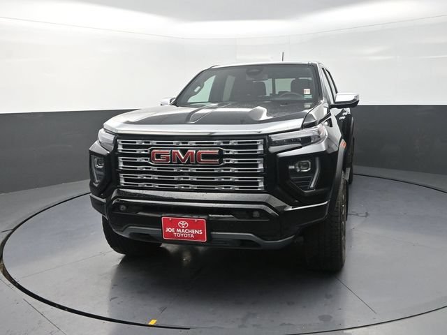 Used 2023 GMC Canyon Denali AWD/4WD image 2
