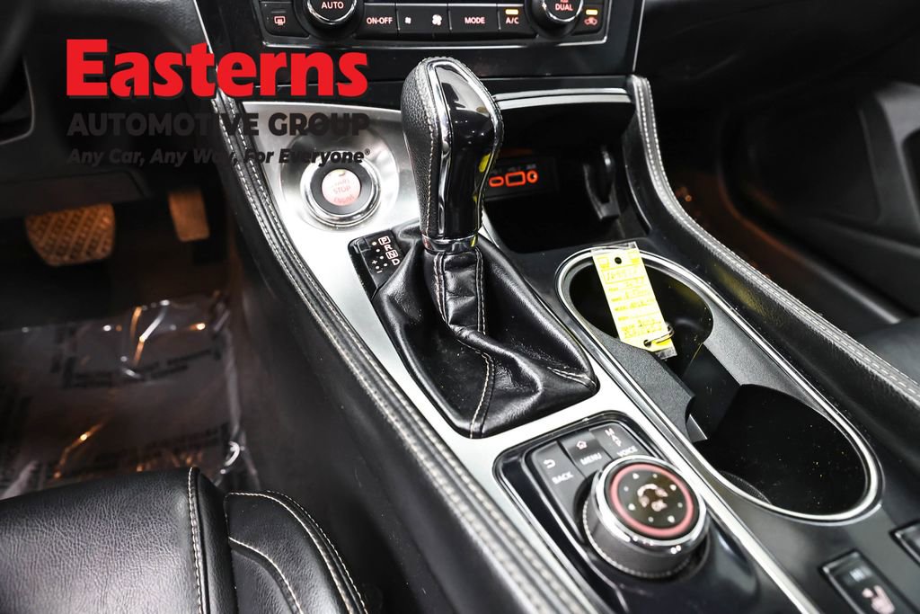 Used 2023 Nissan Maxima SV w/ Floor Mat Group FWD image 13