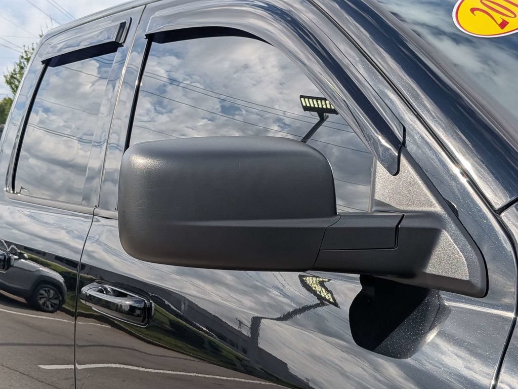 Used 2019 RAM 1500 Warlock AWD/4WD image 11