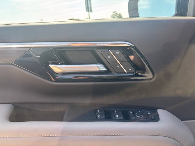 New 2026 Chevrolet Tahoe LT w/ Comfort Package AWD/4WD image 23