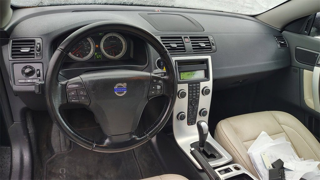 Used 2013 Volvo C70 T5 w/ Climate Pkg image 12