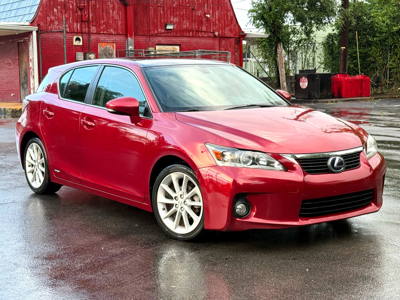 Used 2011 Lexus CT 200h image 2