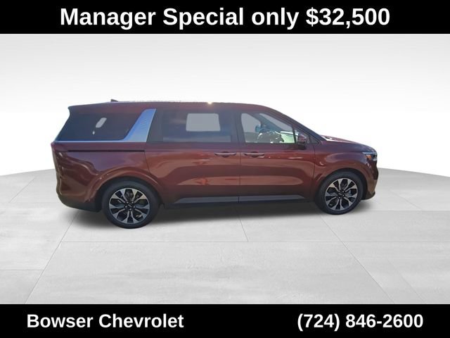 Used 2024 Kia Carnival EX image 9