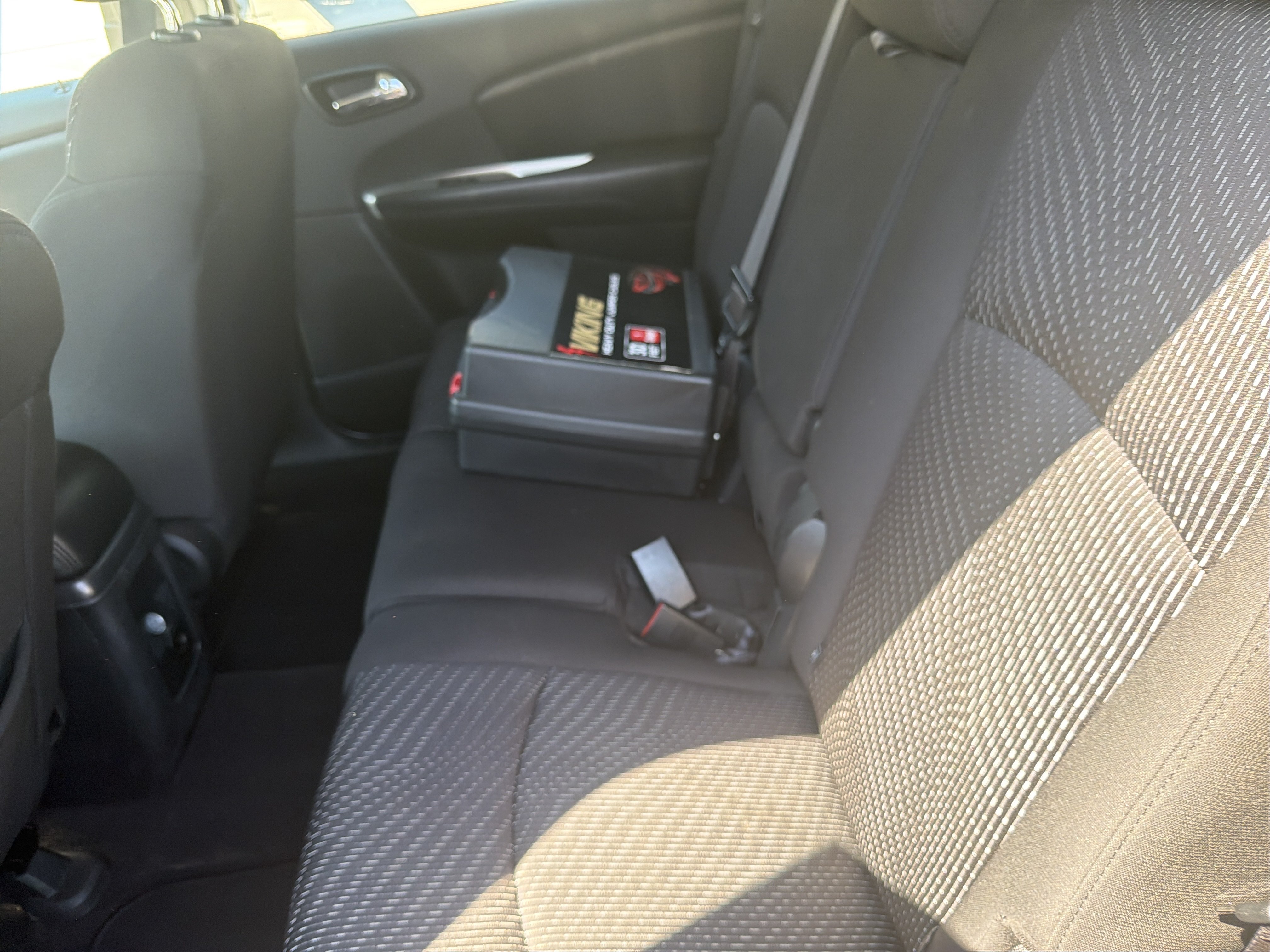 Used 2016 Dodge Journey SE w/ Flexible Seating Group FWD image 9