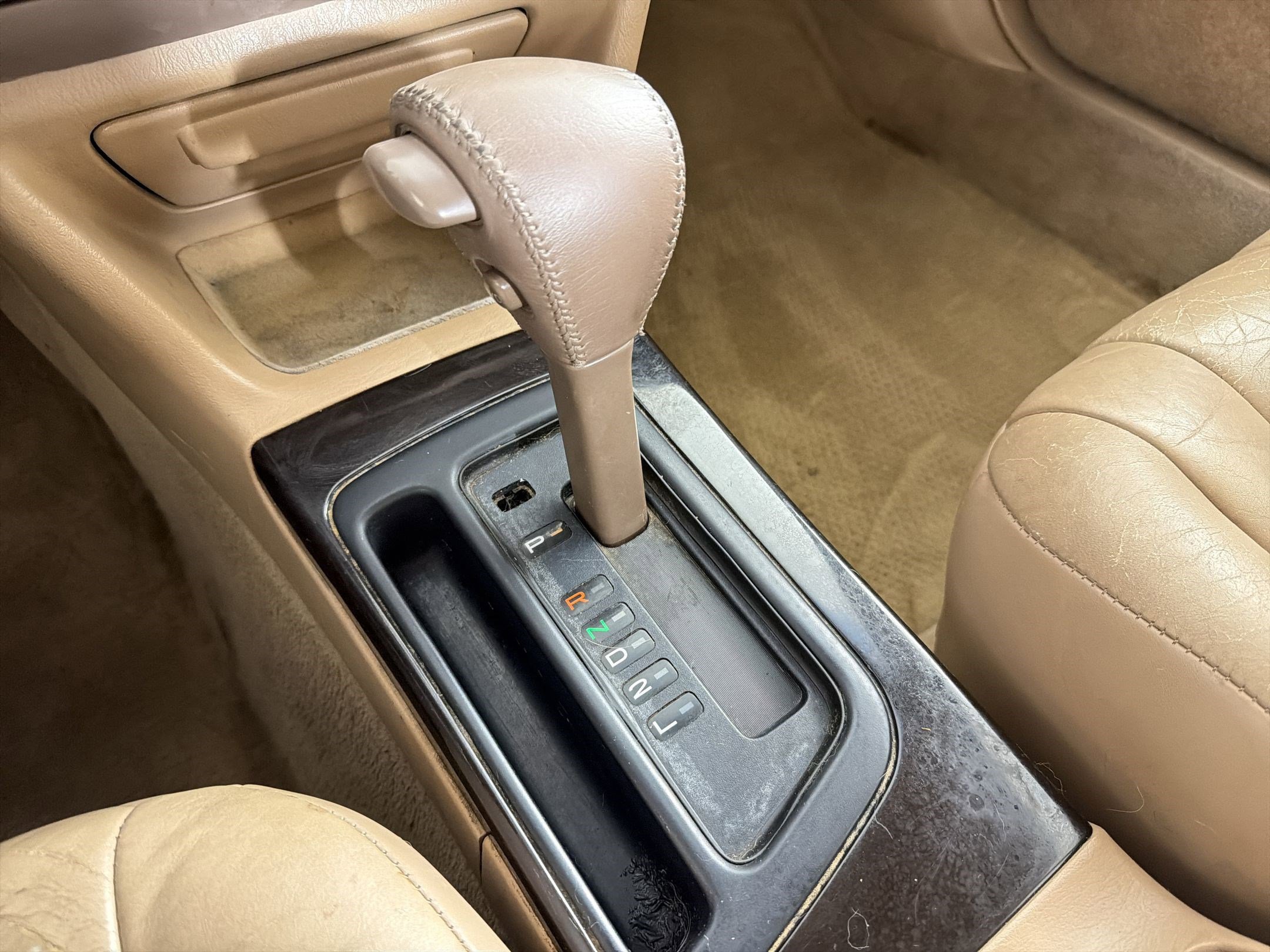 Used 1996 Toyota Avalon XL FWD image 18
