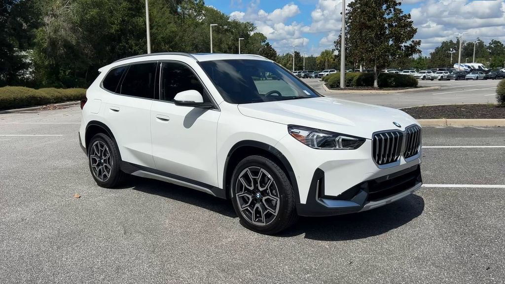 New 2026 BMW X1 xDrive28i w/ Convenience Package image 2