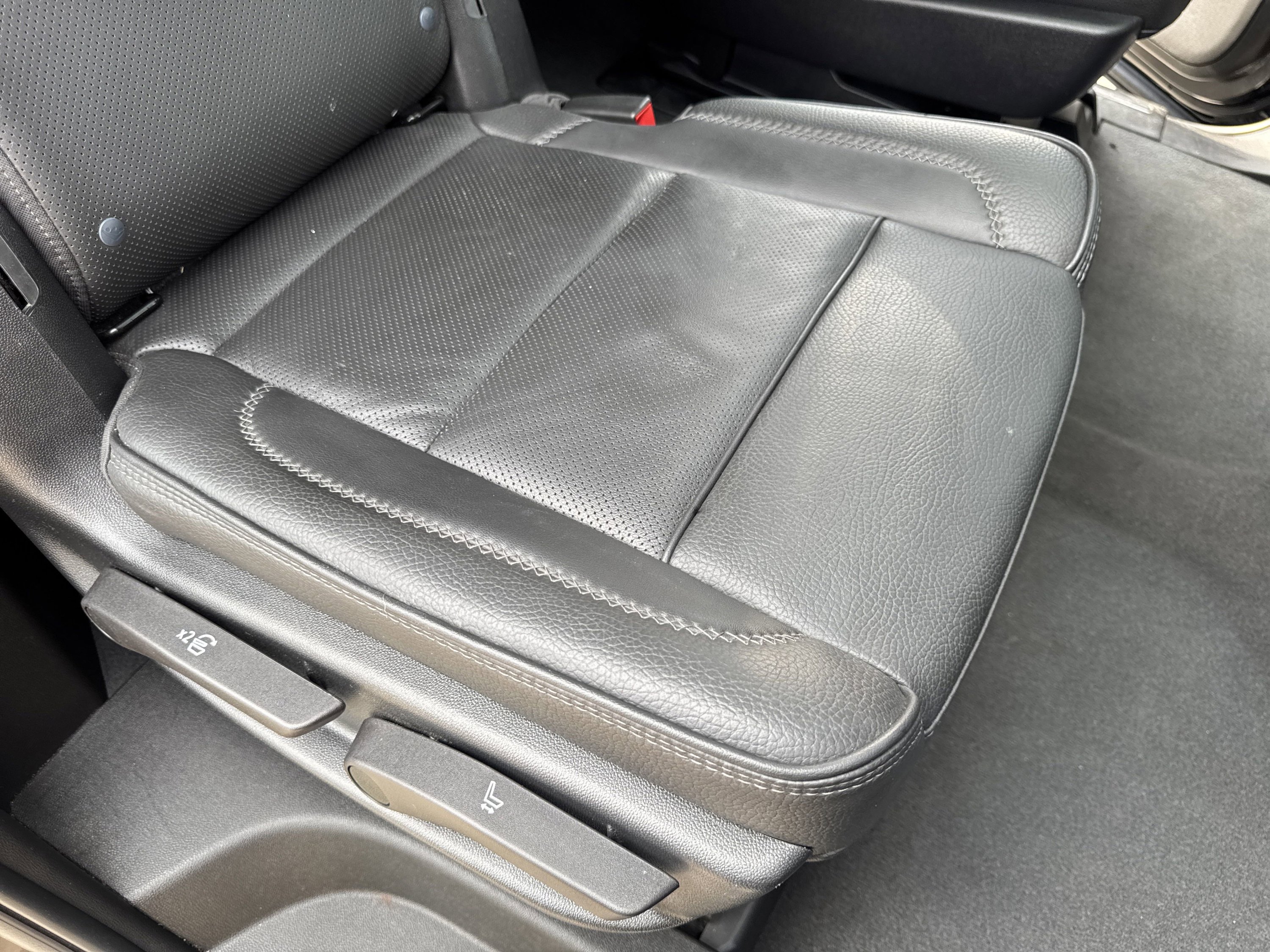 Used 2022 GMC Yukon Denali image 61