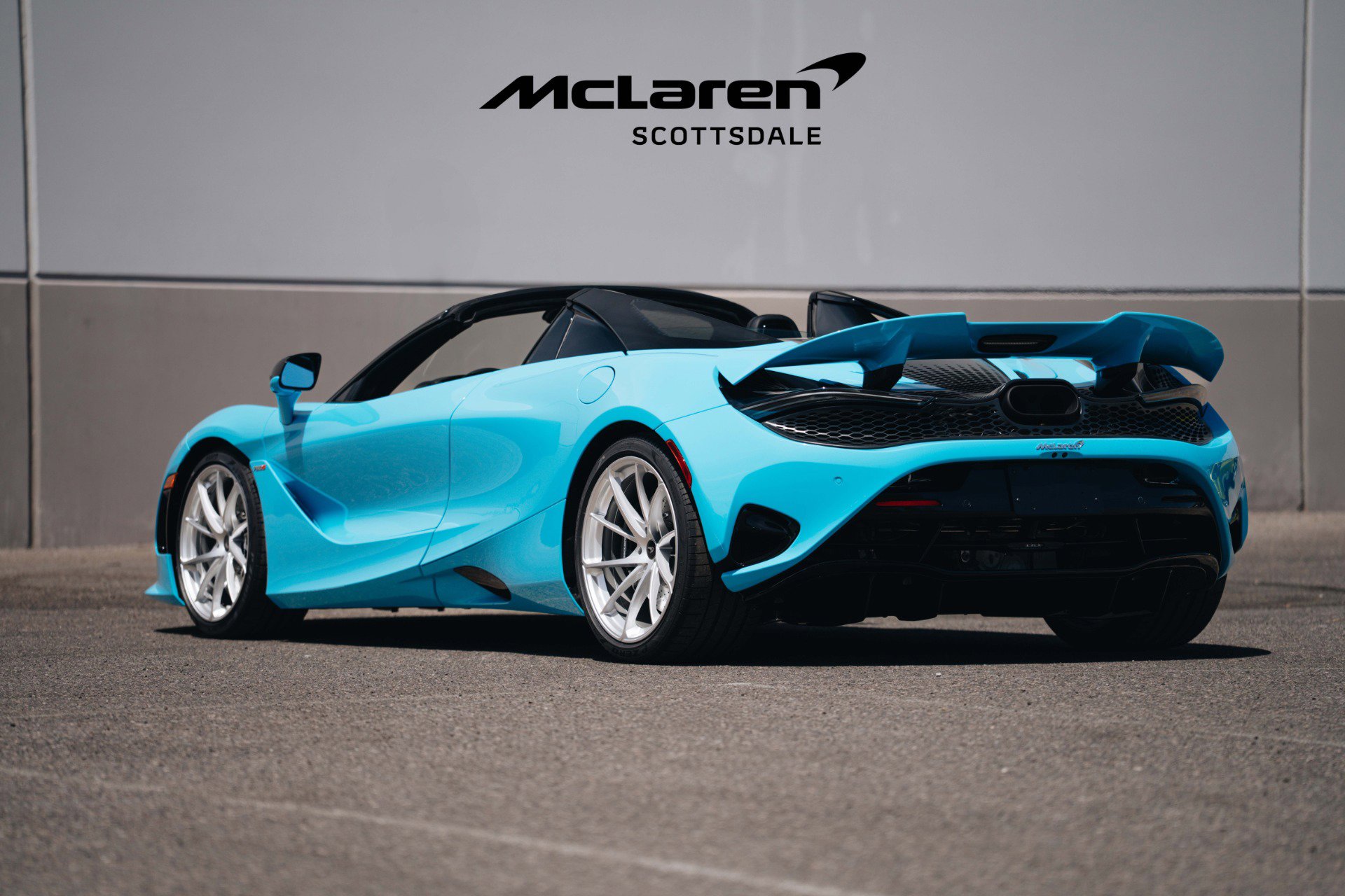 Used 2025 McLaren 750S Spider image 7