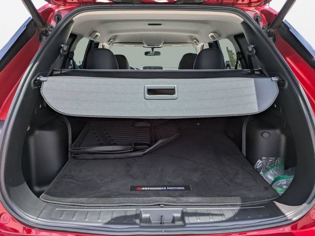 Used 2023 Mitsubishi Outlander SE AWD/4WD image 13