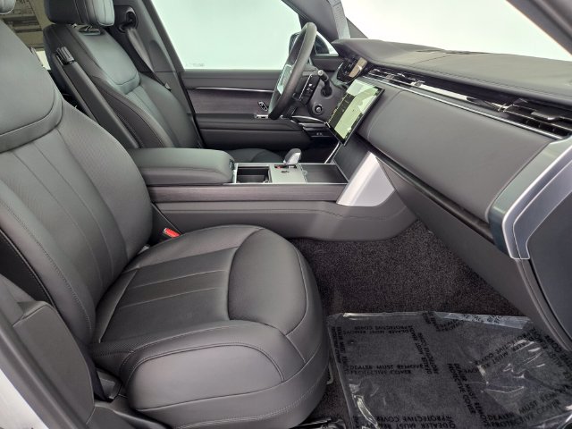 New 2026 Land Rover Range Rover SE AWD/4WD image 3
