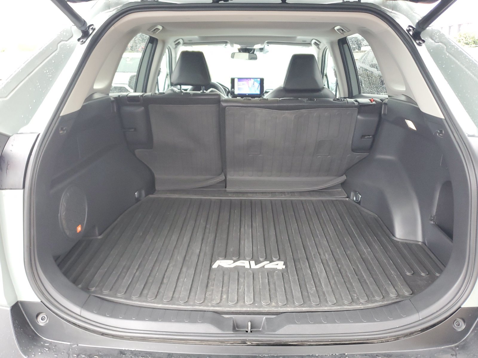 Certified 2023 Toyota RAV4 XLE Premium AWD/4WD image 9