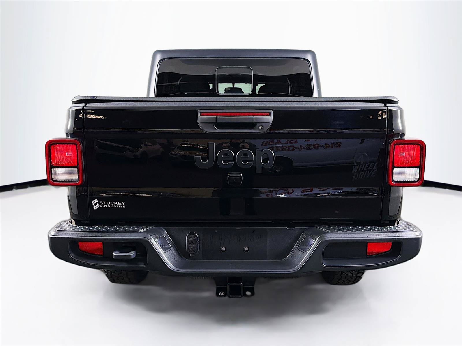 Used 2022 Jeep Gladiator Sport AWD/4WD image 6