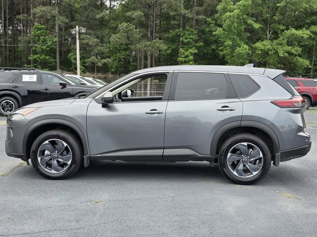 Used 2025 Nissan Rogue SV FWD image 2