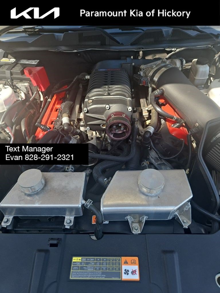 Used 2013 Ford Mustang GT Premium w/ Comfort Pkg RWD image 10