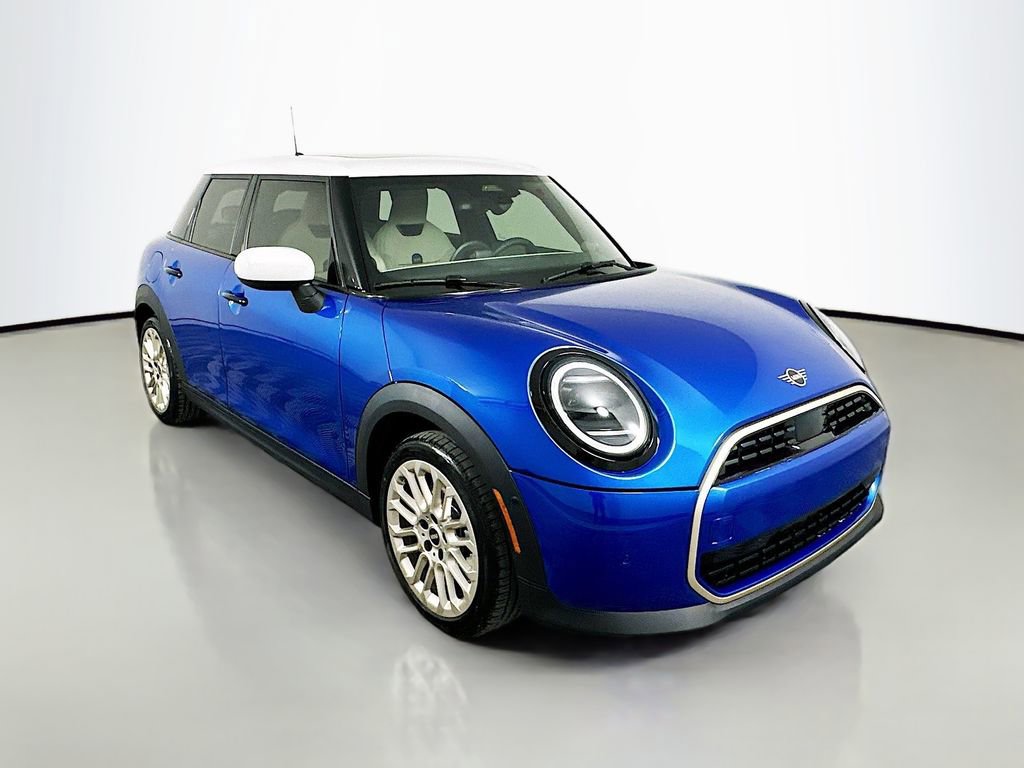 Certified 2025 MINI Cooper 4-Door Hardtop FWD image 3