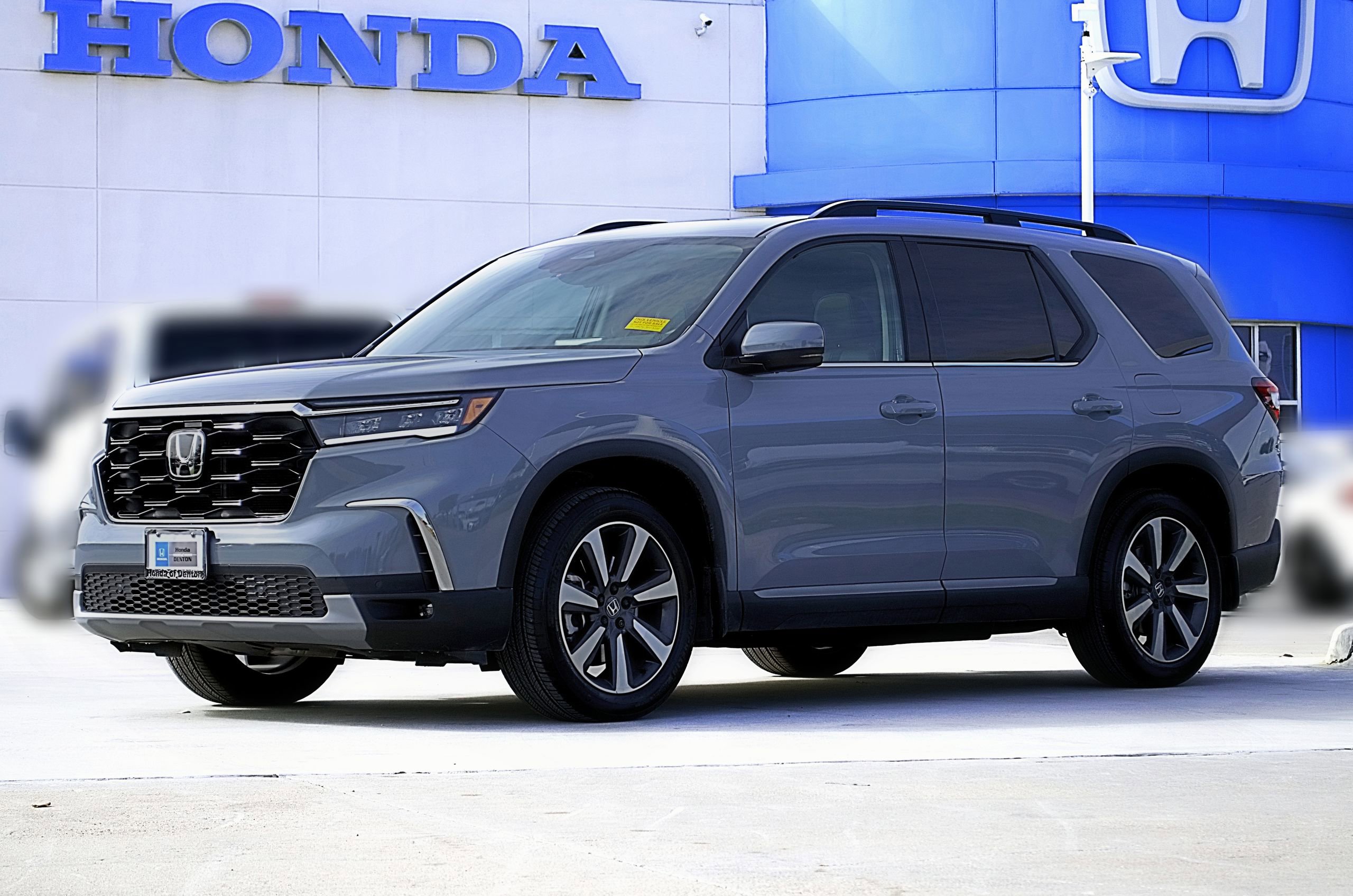Used 2025 Honda Pilot Elite
