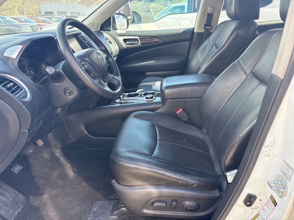 Used 2014 Nissan Pathfinder Platinum w/ Platinum Premium Package image 5