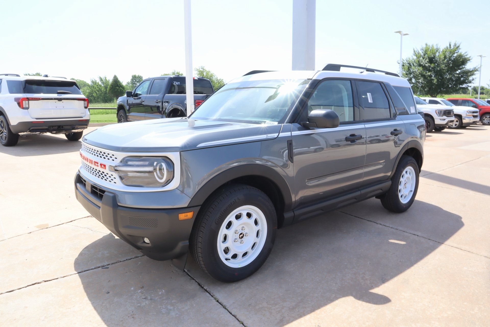 New 2025 Ford Bronco Sport Heritage w/ Convenience Package AWD/4WD image 9