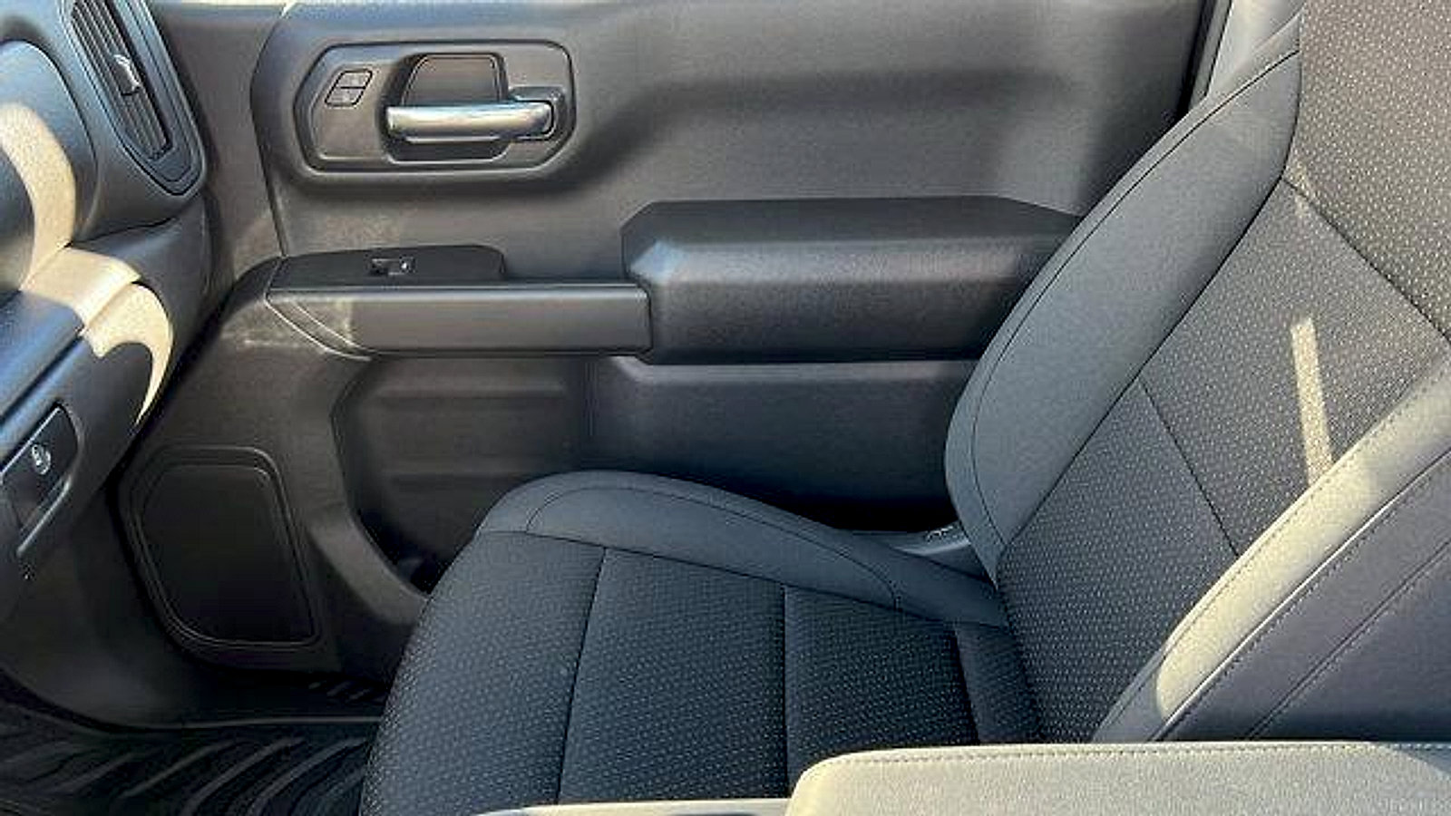 New 2026 Chevrolet Silverado 1500 W/T image 16